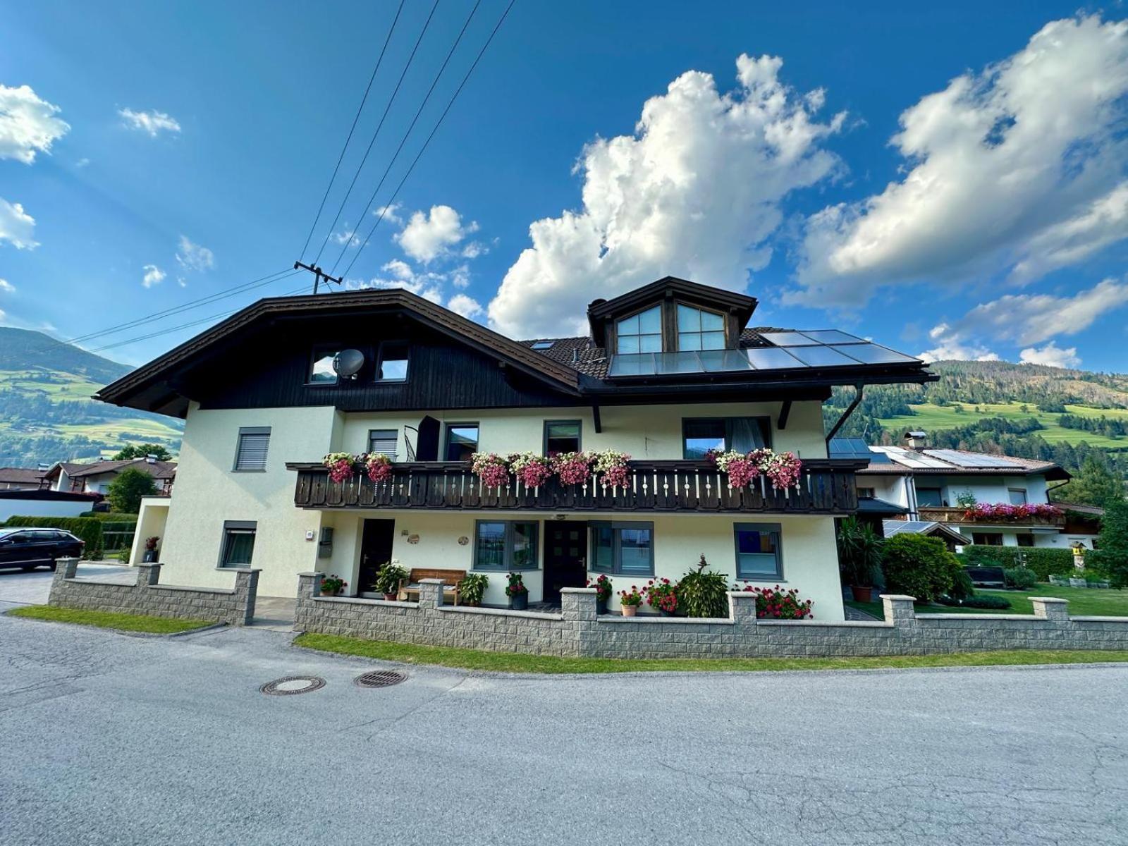 Ferienwohnung Fam Alfons Geiler Heinfels Kültér fotó
